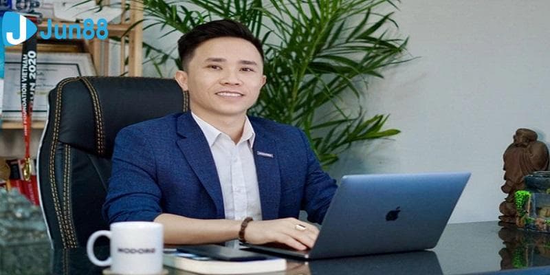 CEO Jun88 với bề dày kinh nghiệm trong kinh doanh